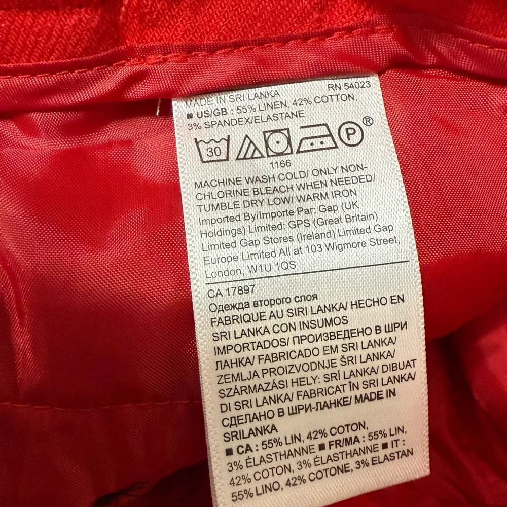 Banana Republic Avery Pants Size 6L Red